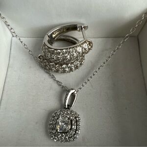 Ss Lc Wht Sa Ear Hoop 1.65ctw Dia Equiv and pendant